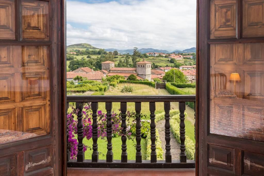 Cantabria Collection - Espectacular Casona Cerca De La Colegiata Сантильяна-дель-Мар Экстерьер фото